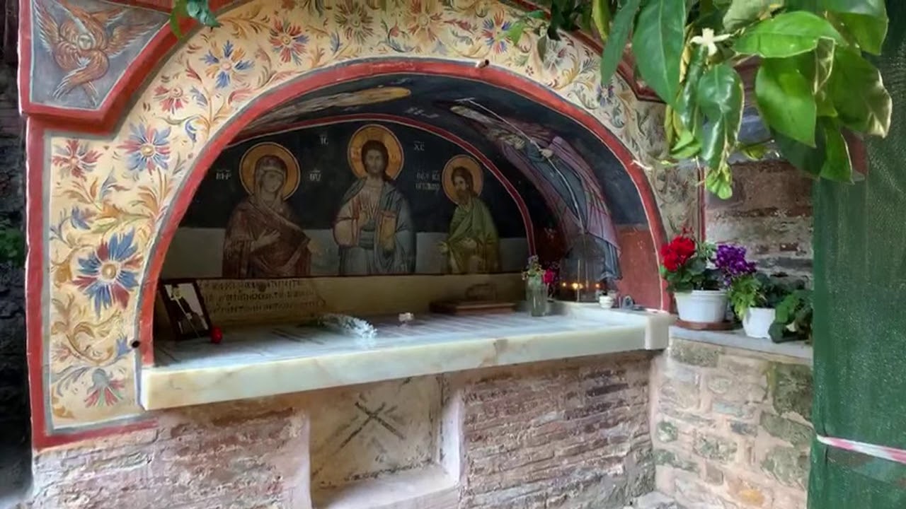 «Несколько слов о мирной кончине Геронды Григория, и о чем гласит  надпись на его могильной плите».