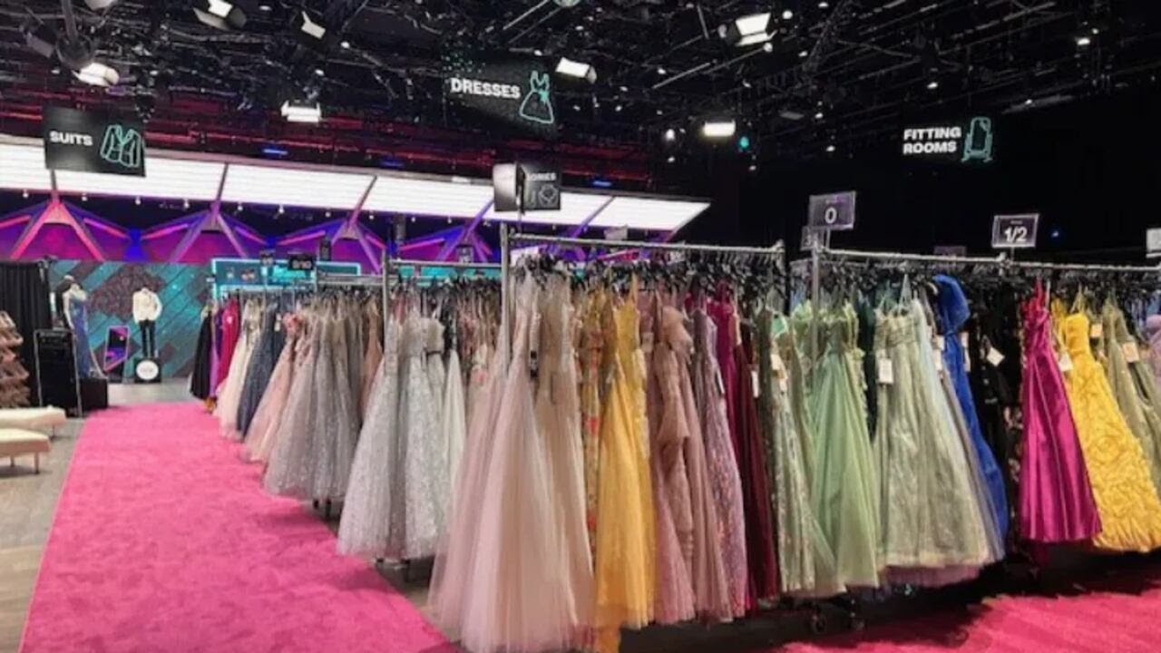 Atlanta students get star treatment at ‘Say Yes to the Prom’ event