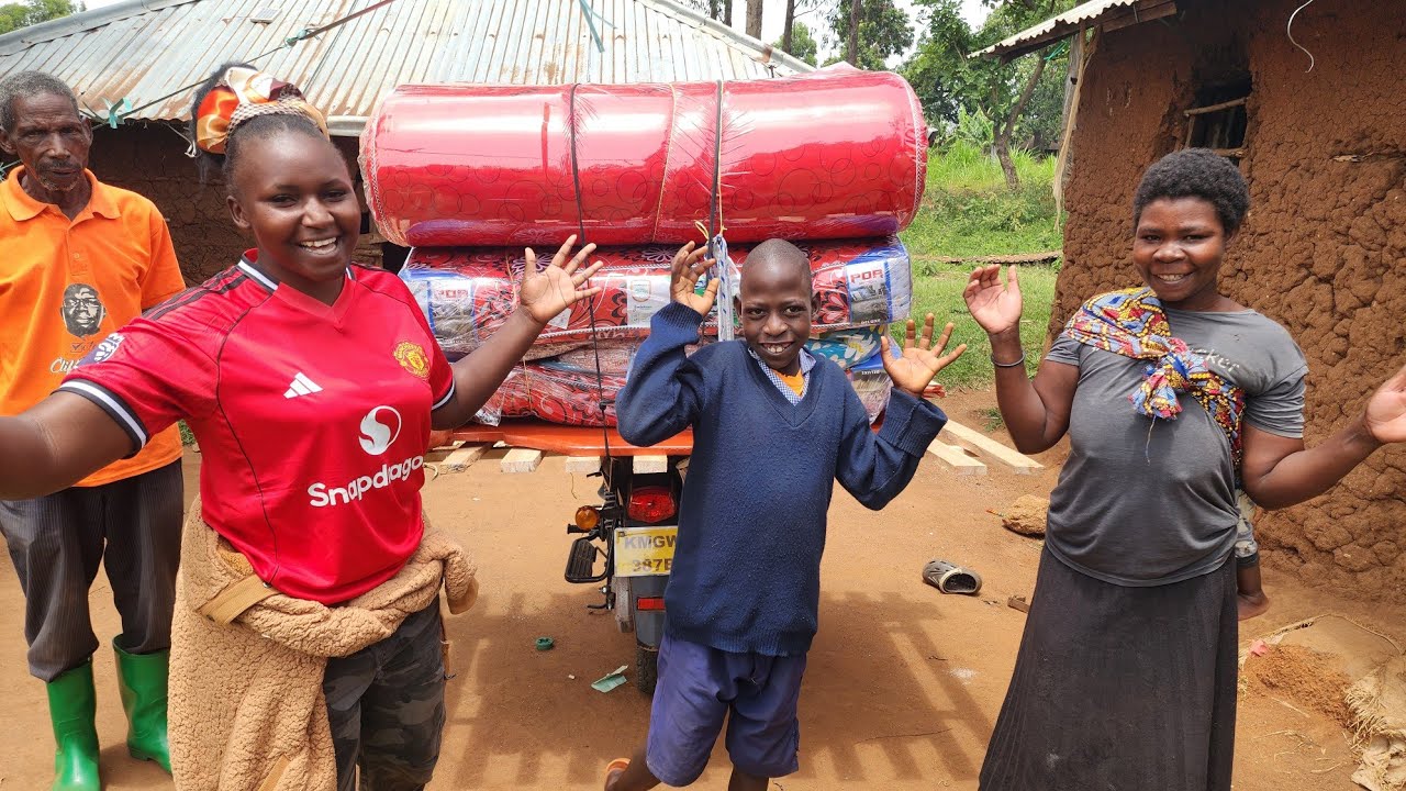 BIG DAY!!BIG SURPRISE FROM THE USA TO ELIZABETH HOME!!NEMSI 002