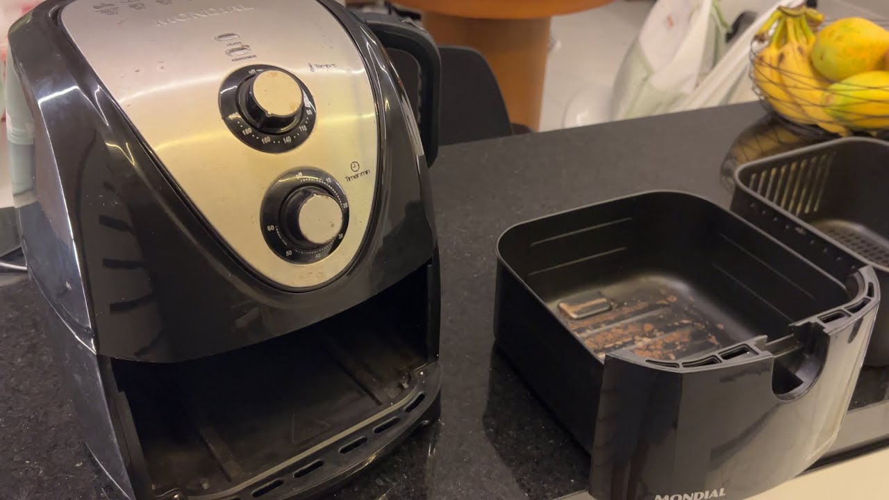 Air Fryer Mondial Grand Family é boa? Frita sem óleo e faz churrasco em apartamento