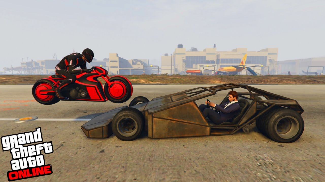 GTA V - Online - RAMP BUGGY VS MOTO DO TRON! VOEI LONGE DEMAIS!
