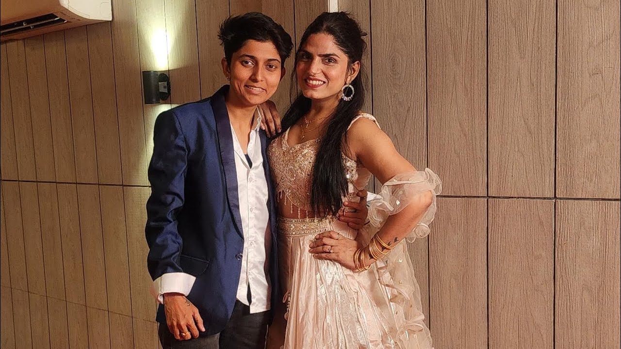 Kab karenge SHAADI? #marriage #love #couple #happy 