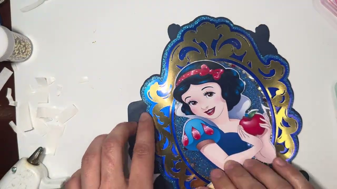 Creando un cake topper de Blanca Nieves para un hermoso pastel