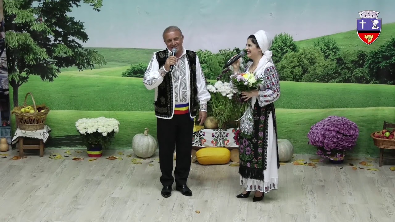 Simona Dinescu si Constantin Maricescu ZILELE CULTURII IN ANINOASA 08.11.2019.