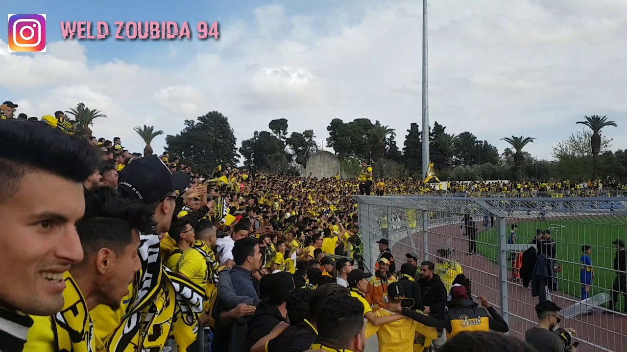 حضور و تشجيع متواصل والنتيجة فوز ب 4 اهداف 😎😍 ولحضة تعاطف مع عصام الراقي ل وفات والدته ✌👑💛🖤