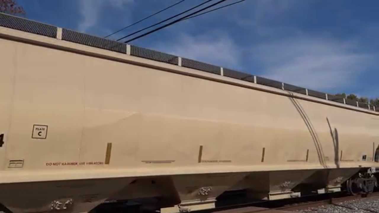 Very Long, Slow Mixed Freight CSX train