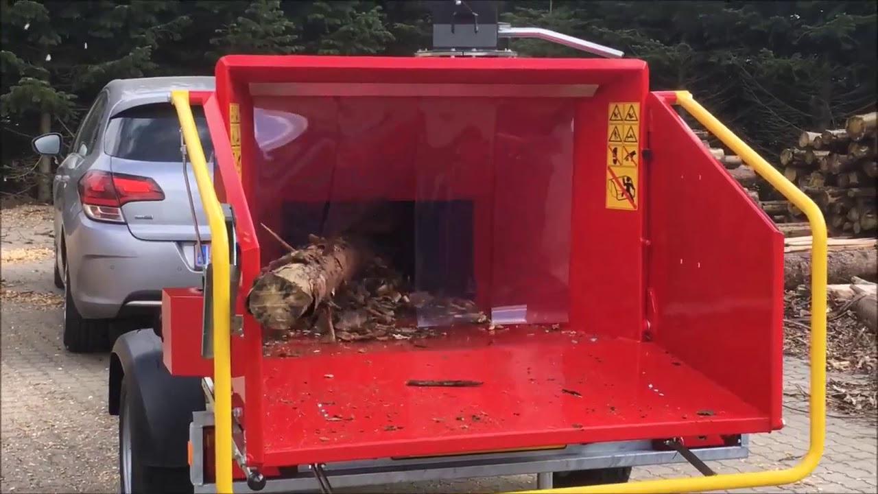 TP 215 MOBILE with TP VARIO SPOUT   Wood chipper must see