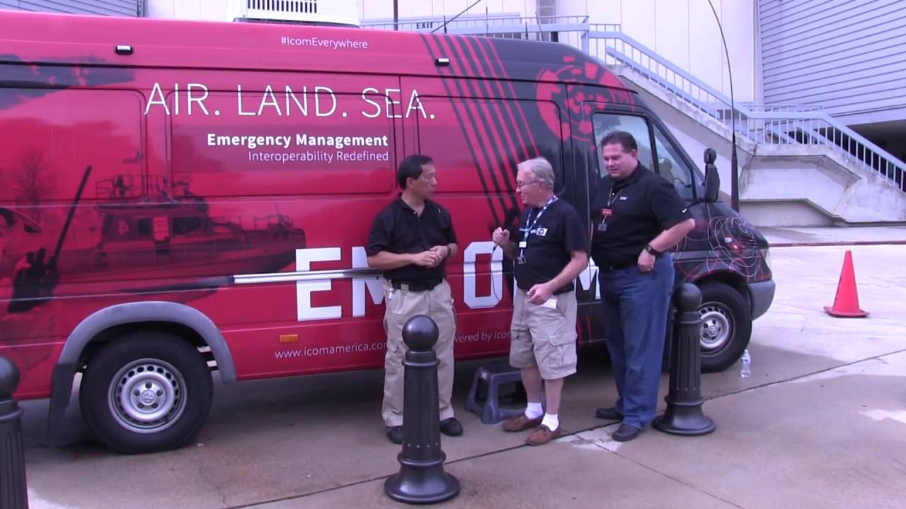 Icom's EMCOMM-1 visits Huntsville Hamfest