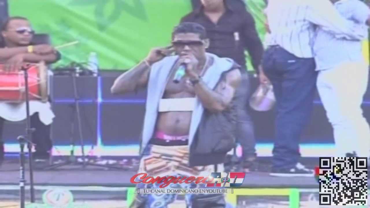 Omega El Fuerte (@ElRealOmega) - Desafinao 'En Vivo' (Fiesta @TelemicroHD) @CongueroRD @JoseMambo