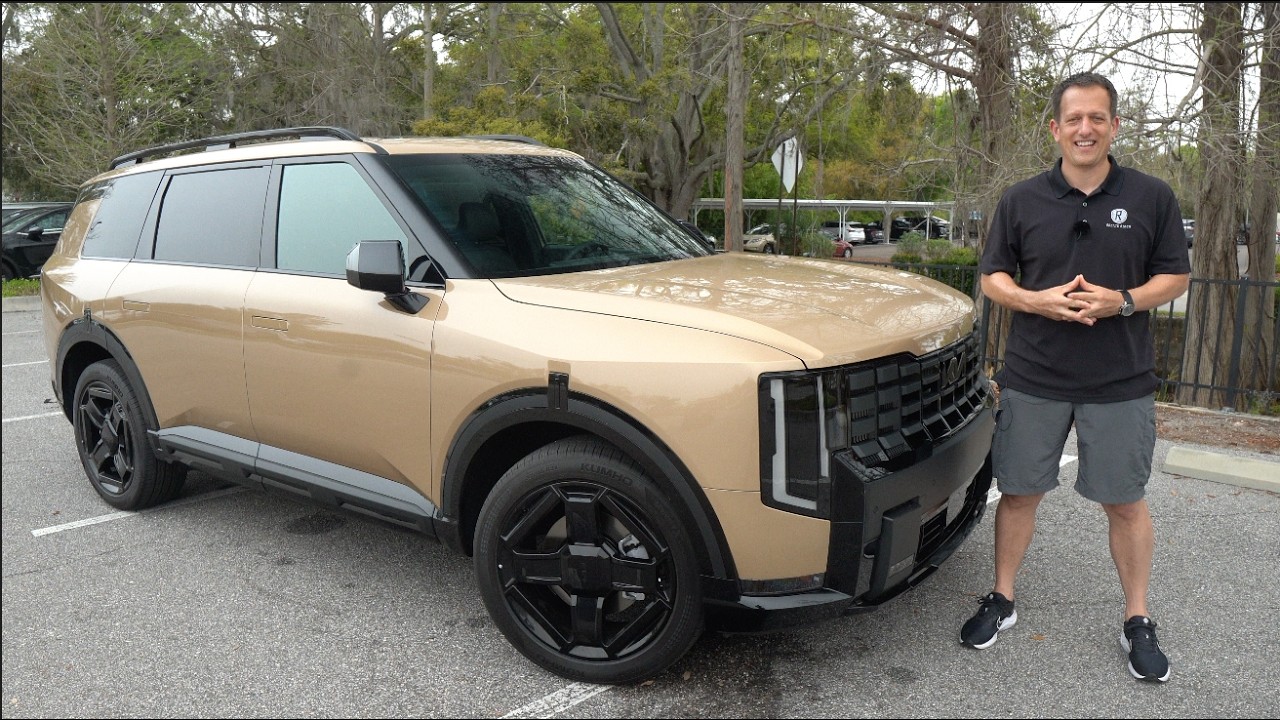 The 2027 Kia Telluride is a midsize SUV that competes with a Nissan Pathfinder