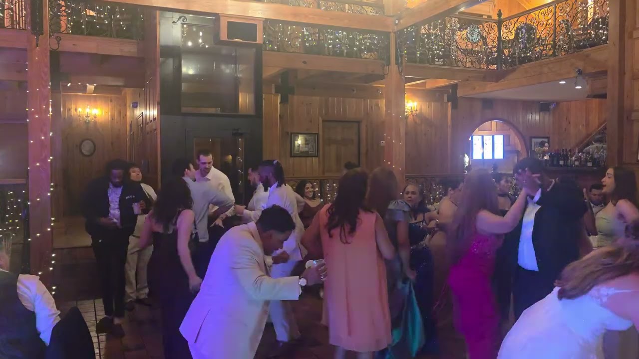 Estate on the Halifax Dancing 11.0 