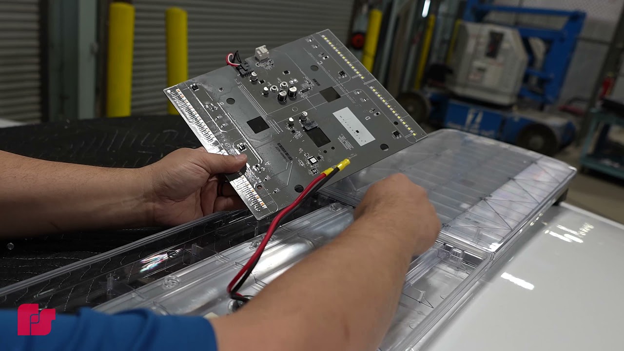 Reliant Light Bar - Replacing a Roc Board