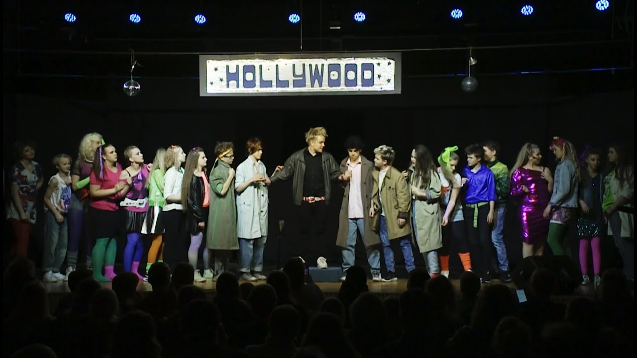 Wake me up before you GoGo - Árshátíð Varmahlíðarskóla