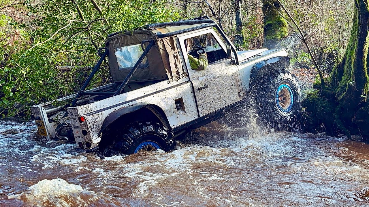 WHO DARES WINS: Defender 4x4 HARD River Crossing | New Trails