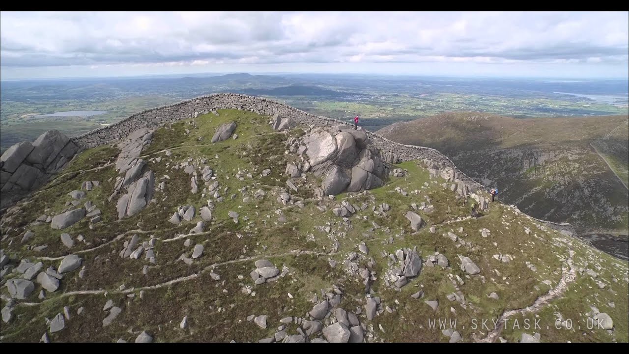 SLIEVE BERNAGH HIKE
