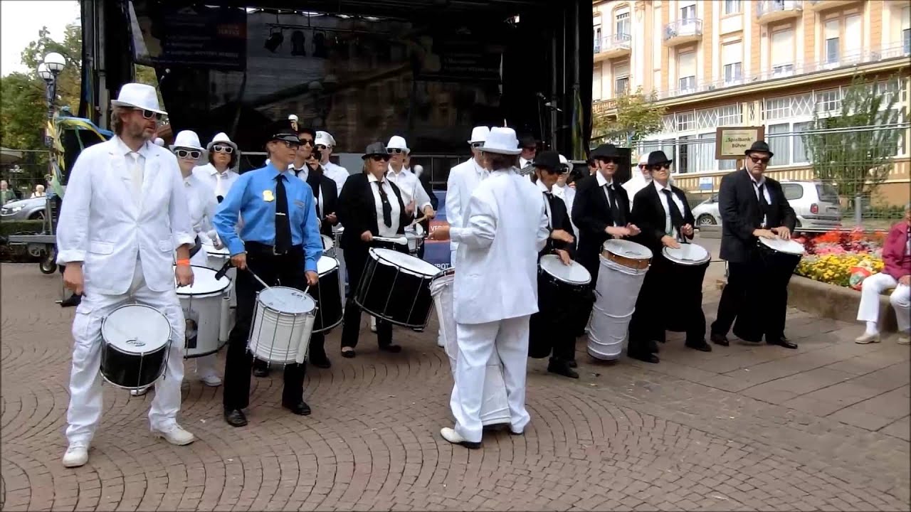 HeartBeaters Berlin spielen Merengue, Forródum, Olodum