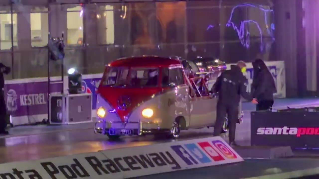 Oklahoma Willy Jet Bus at Santa pod raceway flames and thunder October 2025