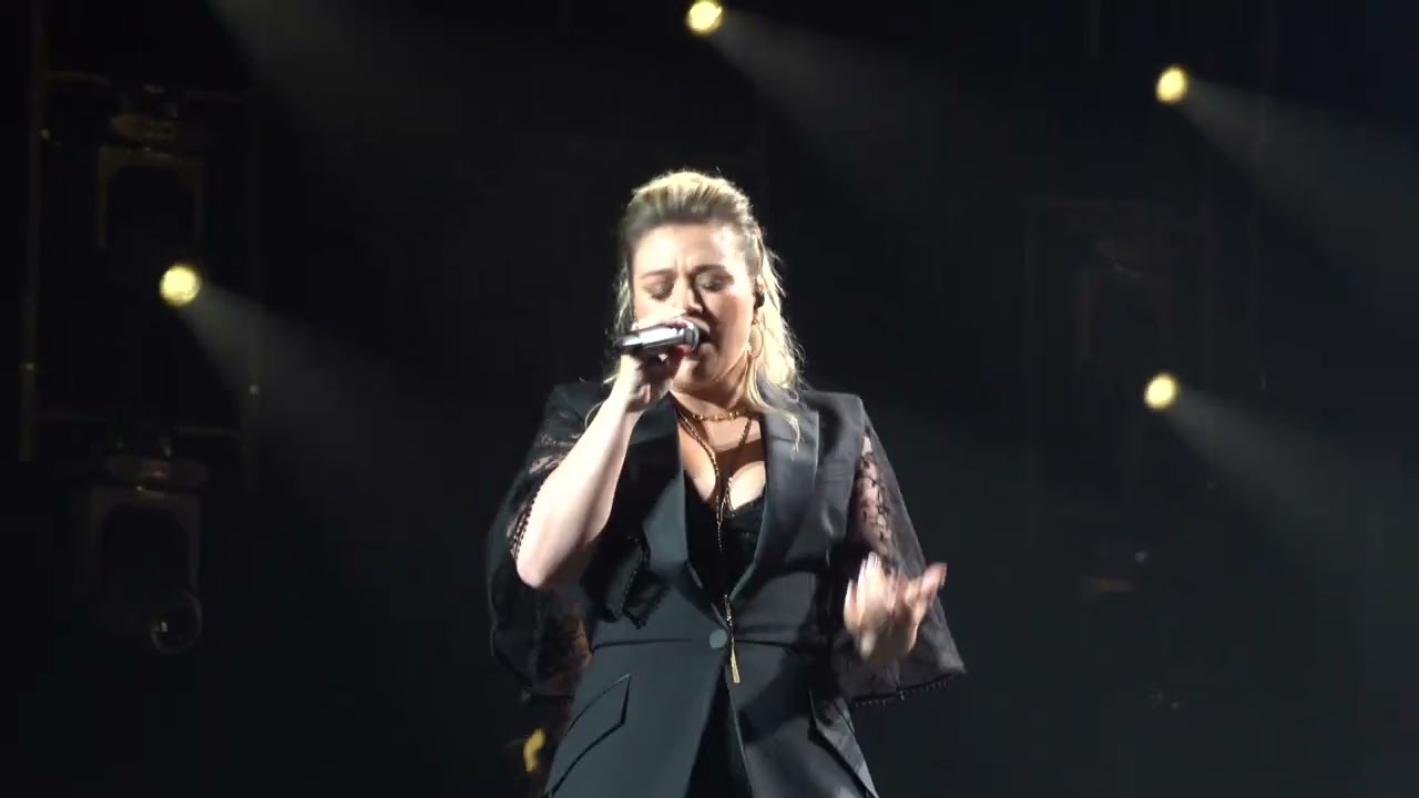 Kelly Clarkson - (2023-08-04) - my mistake - Chemistry Residency