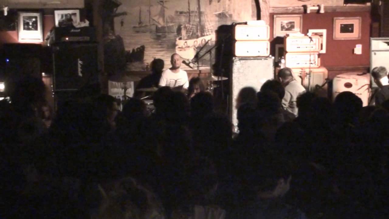 THE DATSUNS - Helping Hands Live au Galion