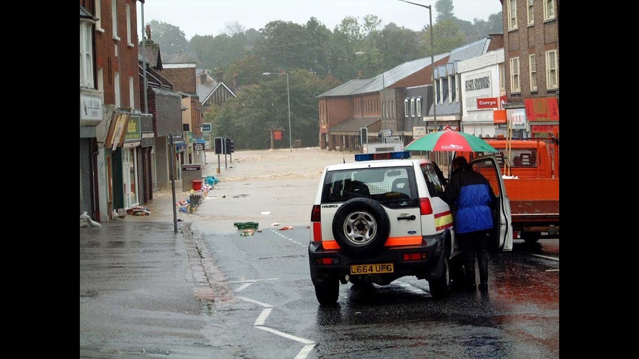 Newsreels of Uckfield & Lewes Floods in 2000