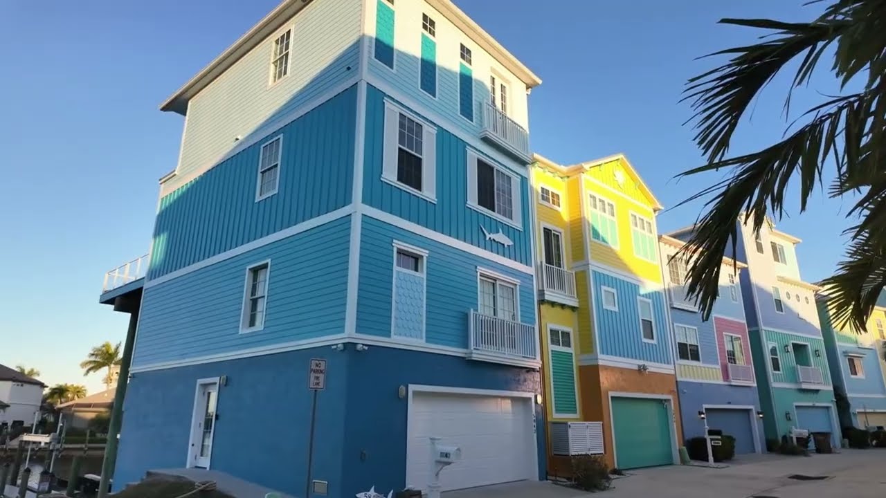 Walk Through Cape Harbour  !!