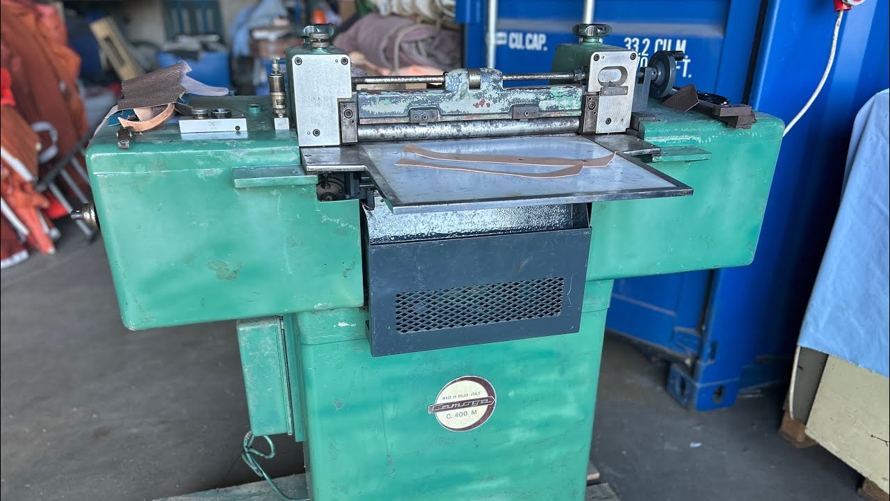 Camoga C. 400 M leather splitter / splitting machine