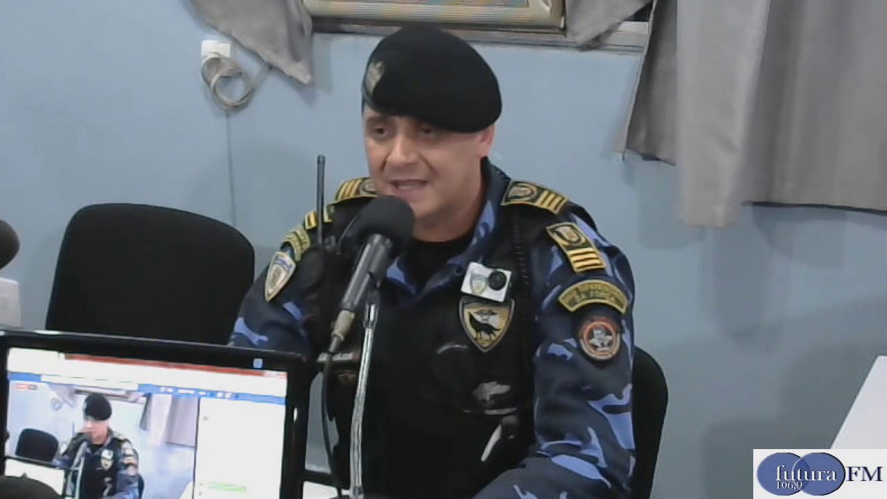 O Policial pode dar multa sem abordar? Comandante Adilson responde essa questão na Futura FM