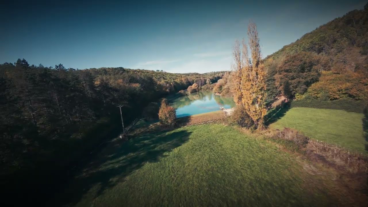 Survol de la Dordogne : L’automne en pleine splendeur