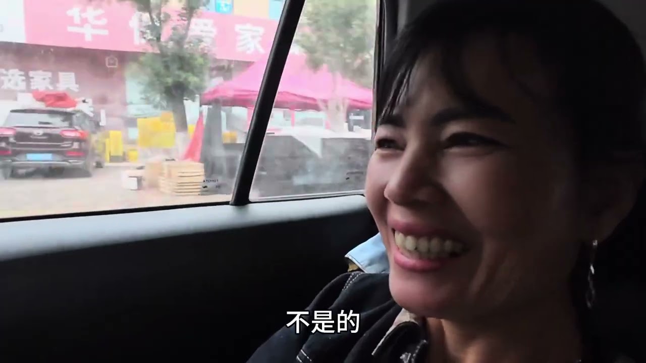 带妈妈去陕西吃猕猴桃了 到果园那一刻这一路的疲劳都是值得的