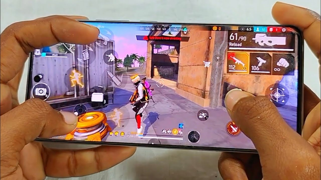 Solo Vs Squad 🎀 Handcam ⚡ Poco X7 Pro 📲 Free Fire Gameplay 🎯