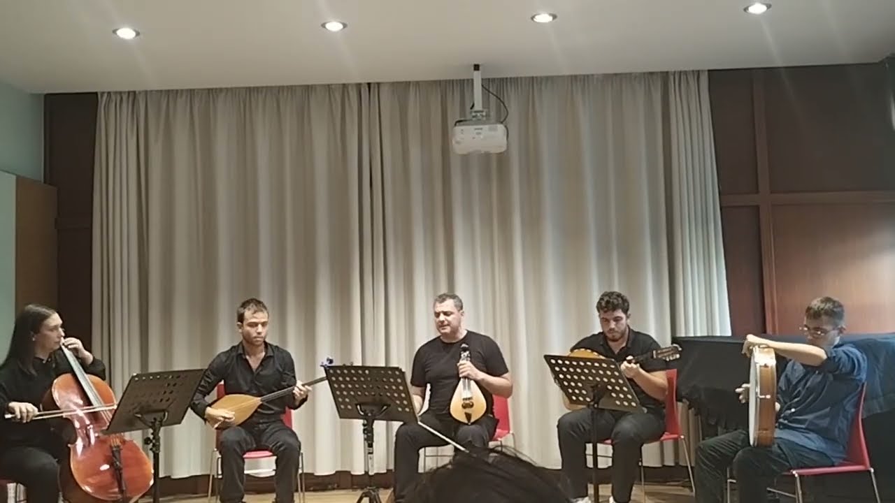 #Αγκαλιαστός & Σειρά συρτών