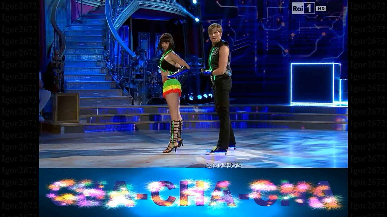 V. Aspromonte & E. Vaganova CHA-CHA-CHA - Ballando con le Stelle 2014