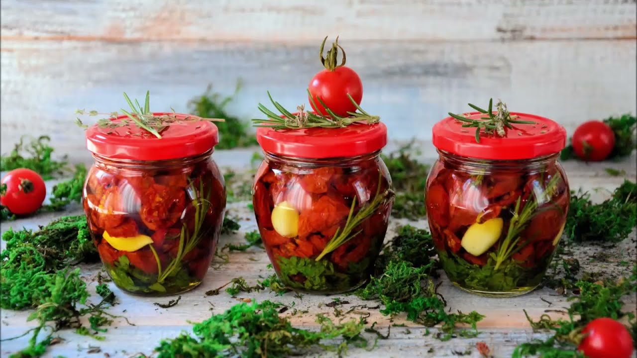 Sušeni čeri paradajz 🍅 u maslinovom ulju / Dried cherry tomatoes in olive oil