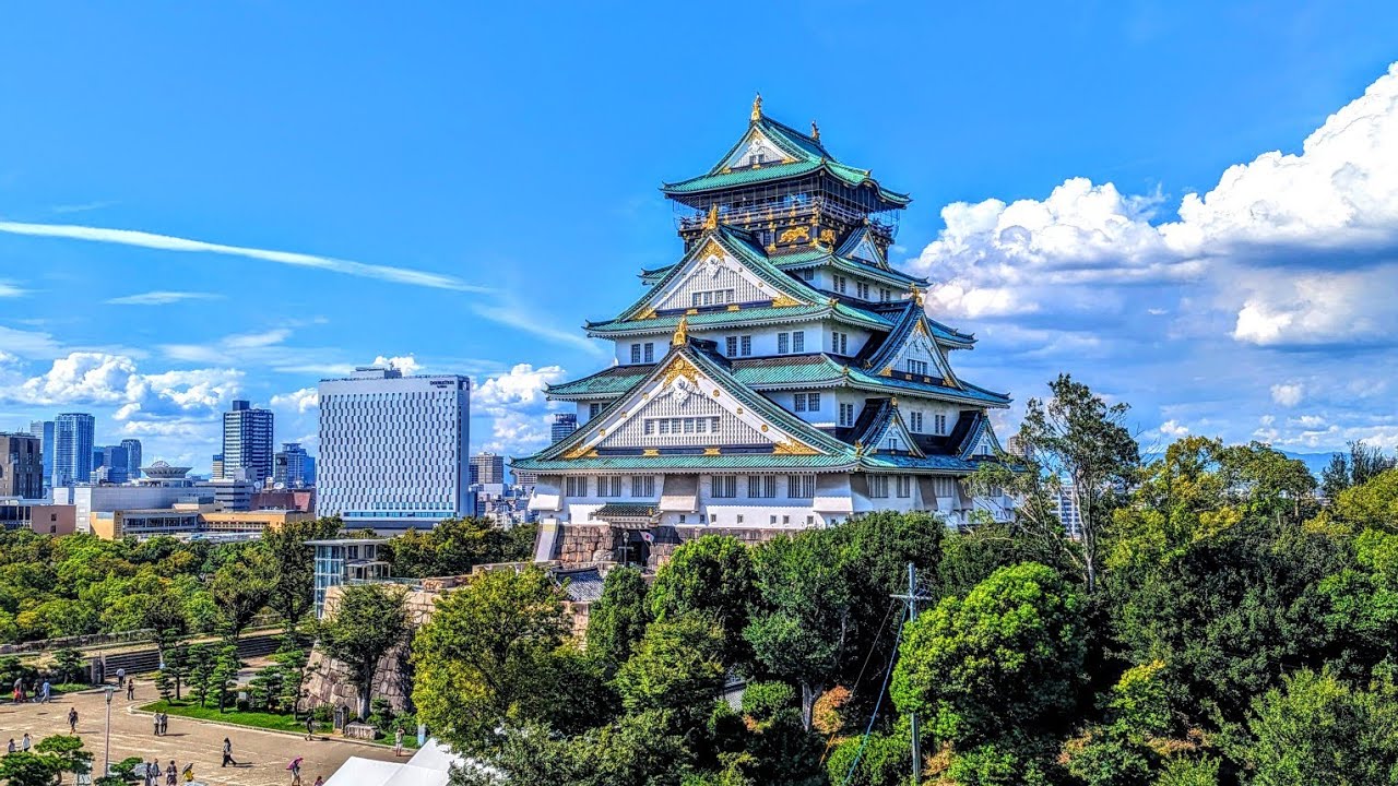 Osaka is Wild! Street Food, Lights, aquarium, views & Chaos