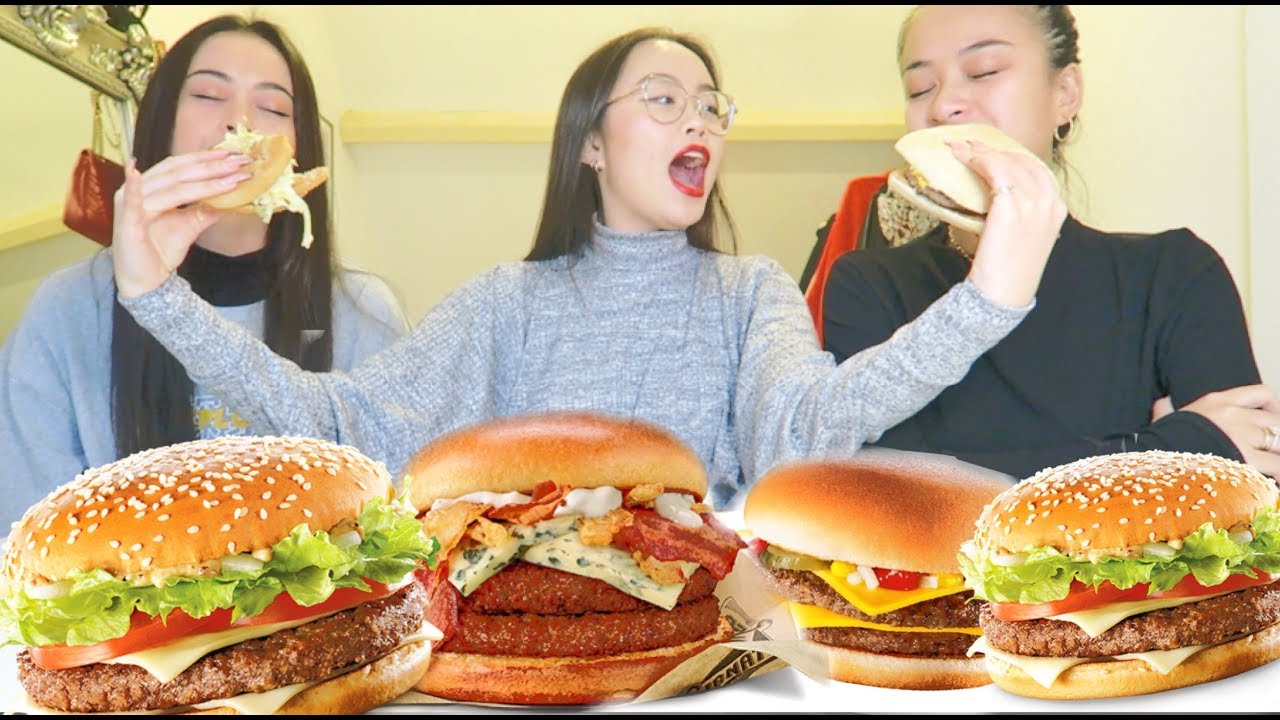 BURGER CHALLENGE WITH SISTERS