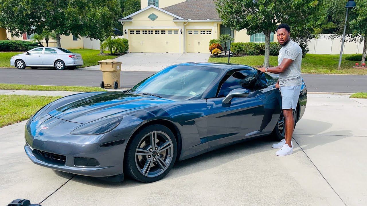 2010 CORVETTE BASE MODEL// SUPER CLEAN