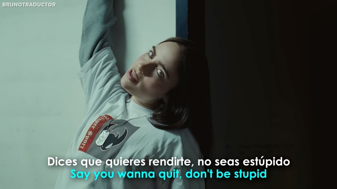 Billie Eilish - BIRDS OF A FEATHER // Lyrics + Espa&ntilde;ol // Video Oficial