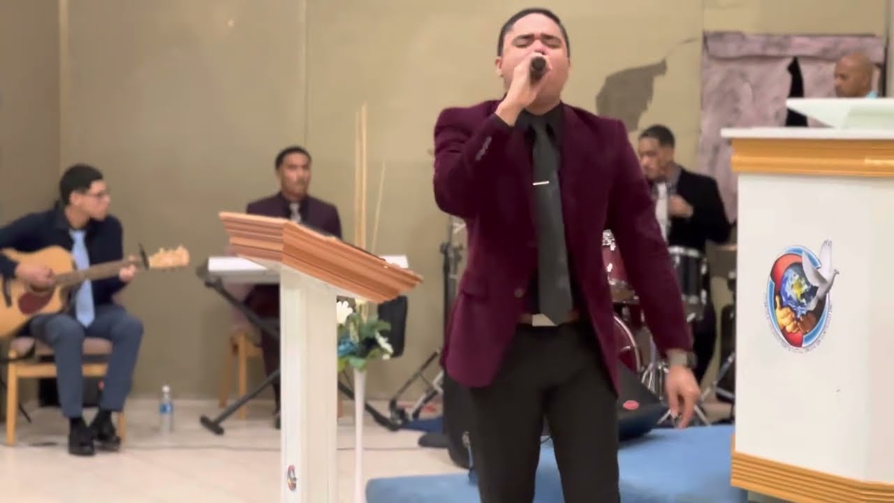 Yo Estoy Aquí Live ~ Froilan Falero