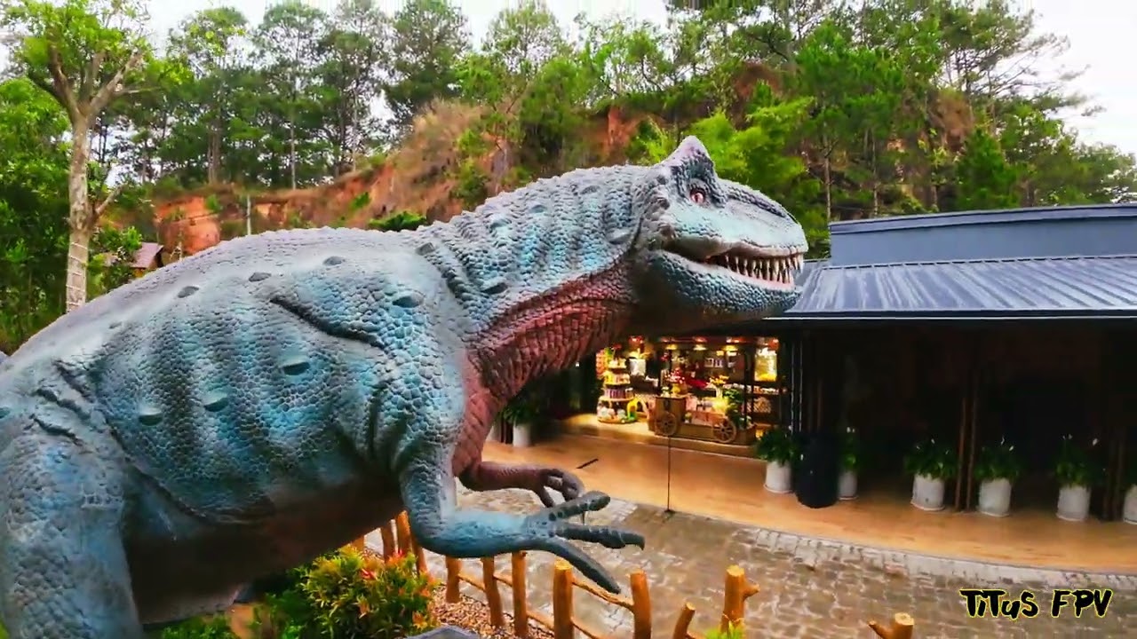 Lamgfarm Center at Dalat Vietnam 🦖