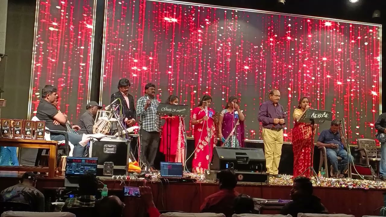మనసు తీరా నవ్వులు నవ్వులు
