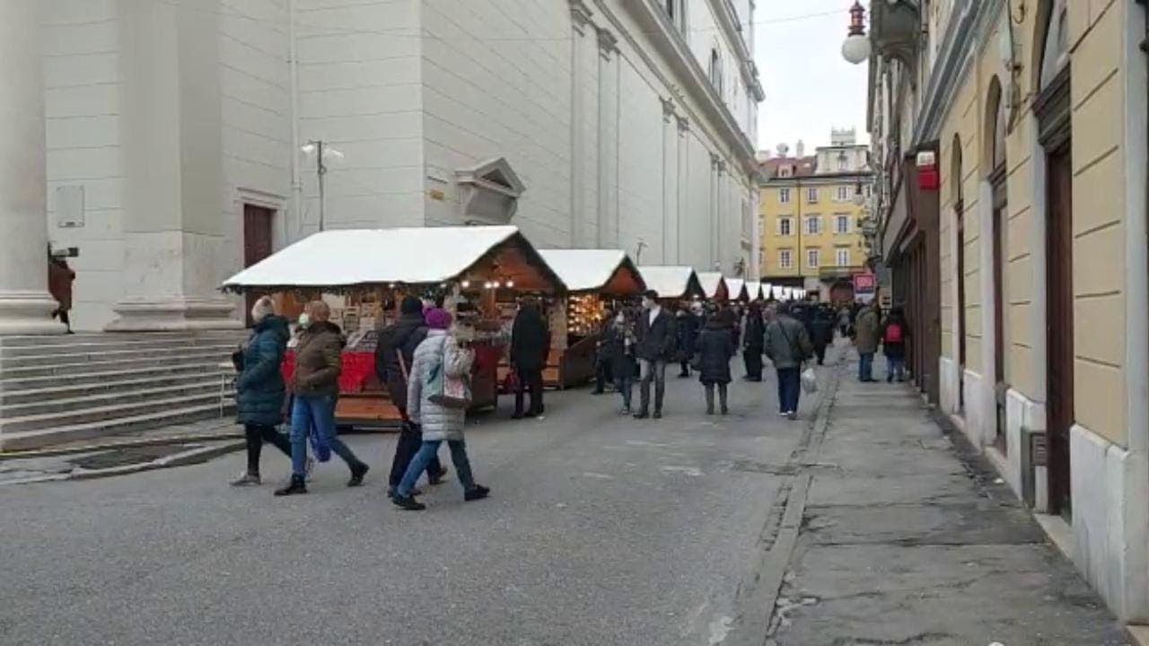 Trieste, passeggiata al Mercatino di Natale