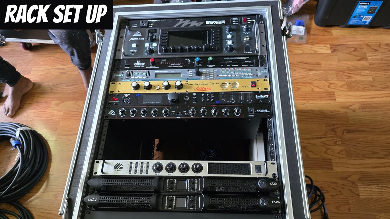 AUDIO RACK SET UP FOR A SOUND SYSTEM