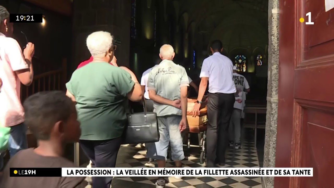 De nombreux réunionnais se sont rendus à la veillée funèbre de la petite Lorane