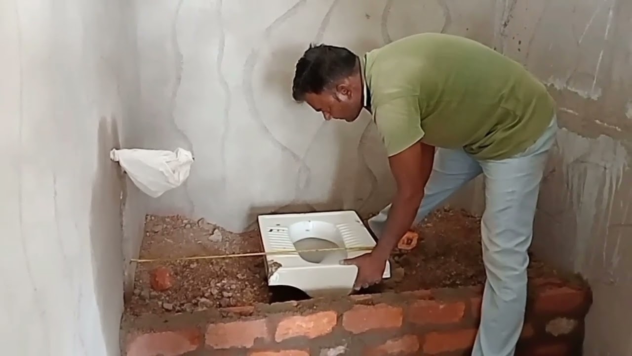 कमोड सिट फिटिंग व देसी-सिट फिटिंग कलू पटैल