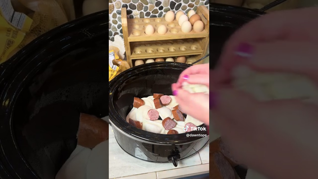 Вареники с сосисками в мультиварке