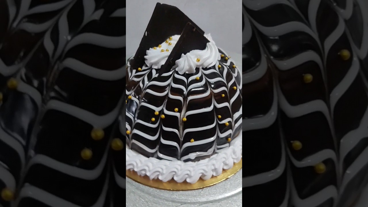 dome shape 1 pound chocolate cake 