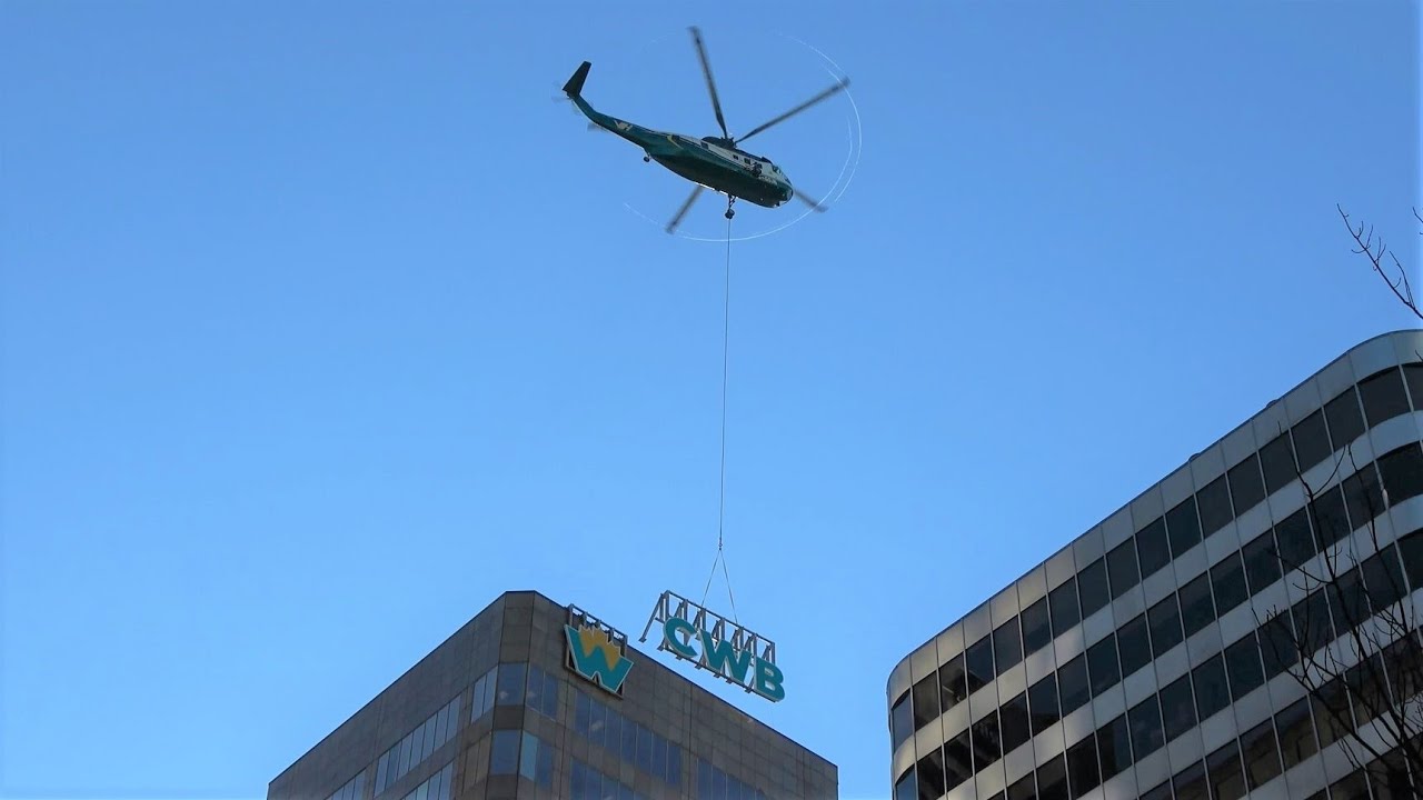 Helicopter delivering and installing Signage -  Full Event - Nov 13, 2022