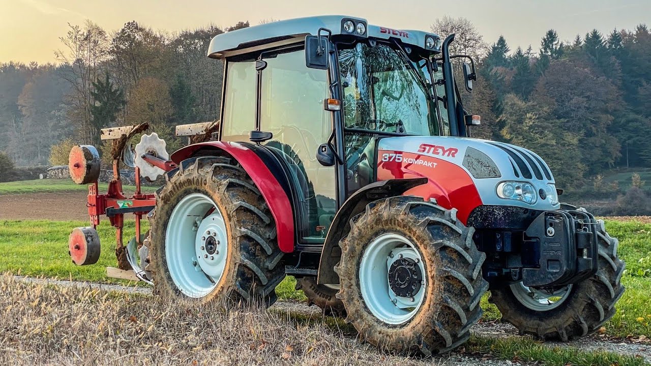 Ploughing in Slovenia 2021 | Steyr 375 Kompakt & 2 furrow Kuhn huard STD T plow |