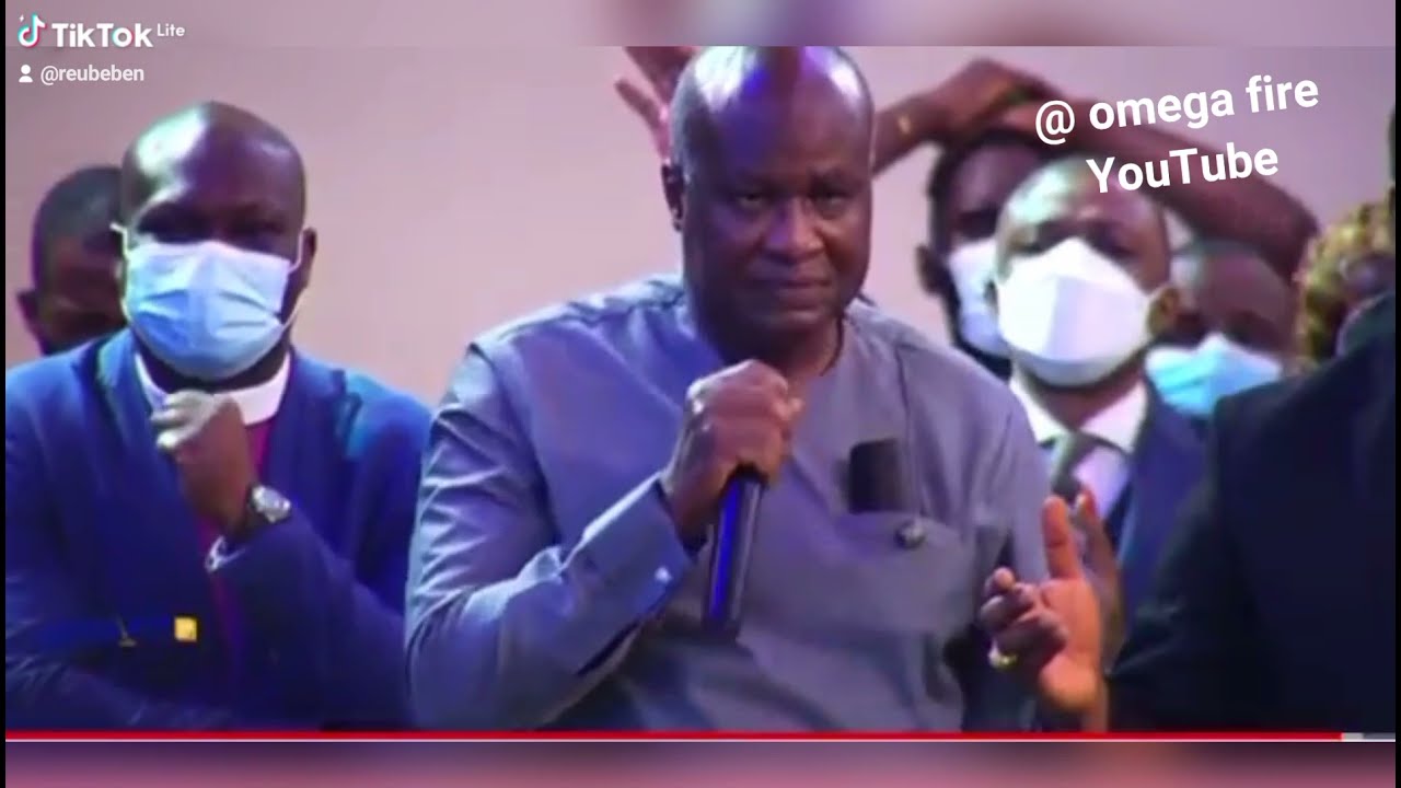 Archbishop Duncan Williams praying in tongues and interpreted