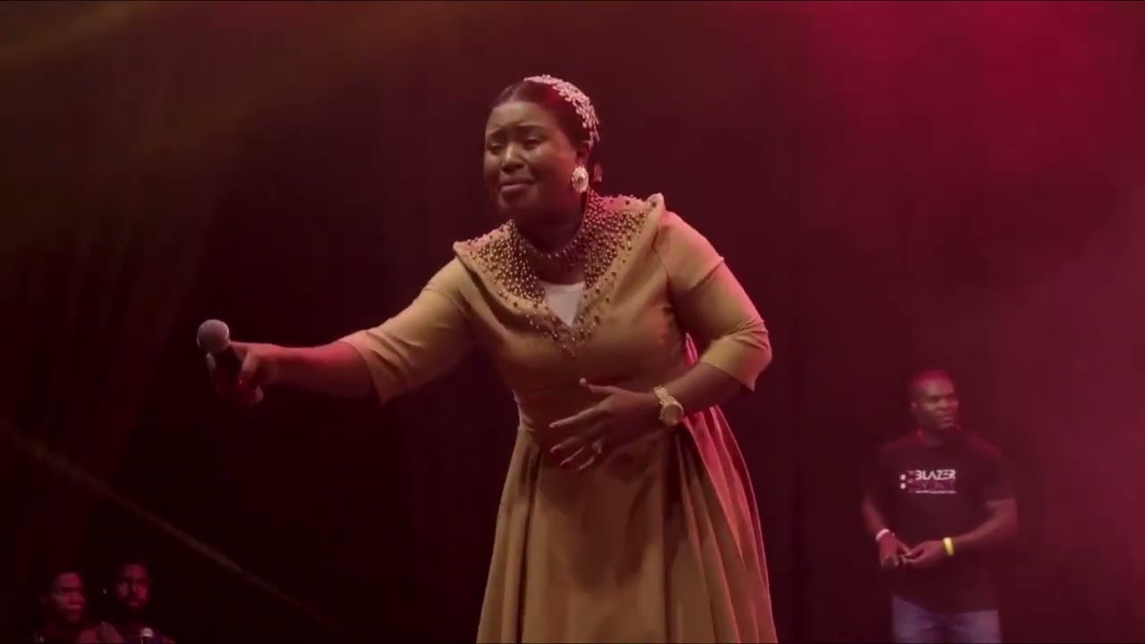 Harvest of Praise Zambia || Monique Powerful Ministration